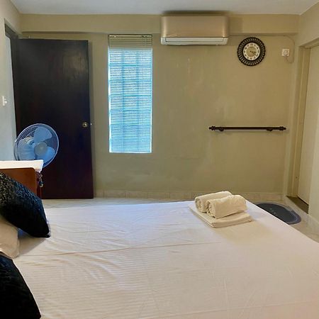 Grand Resort Kandy Esterno foto