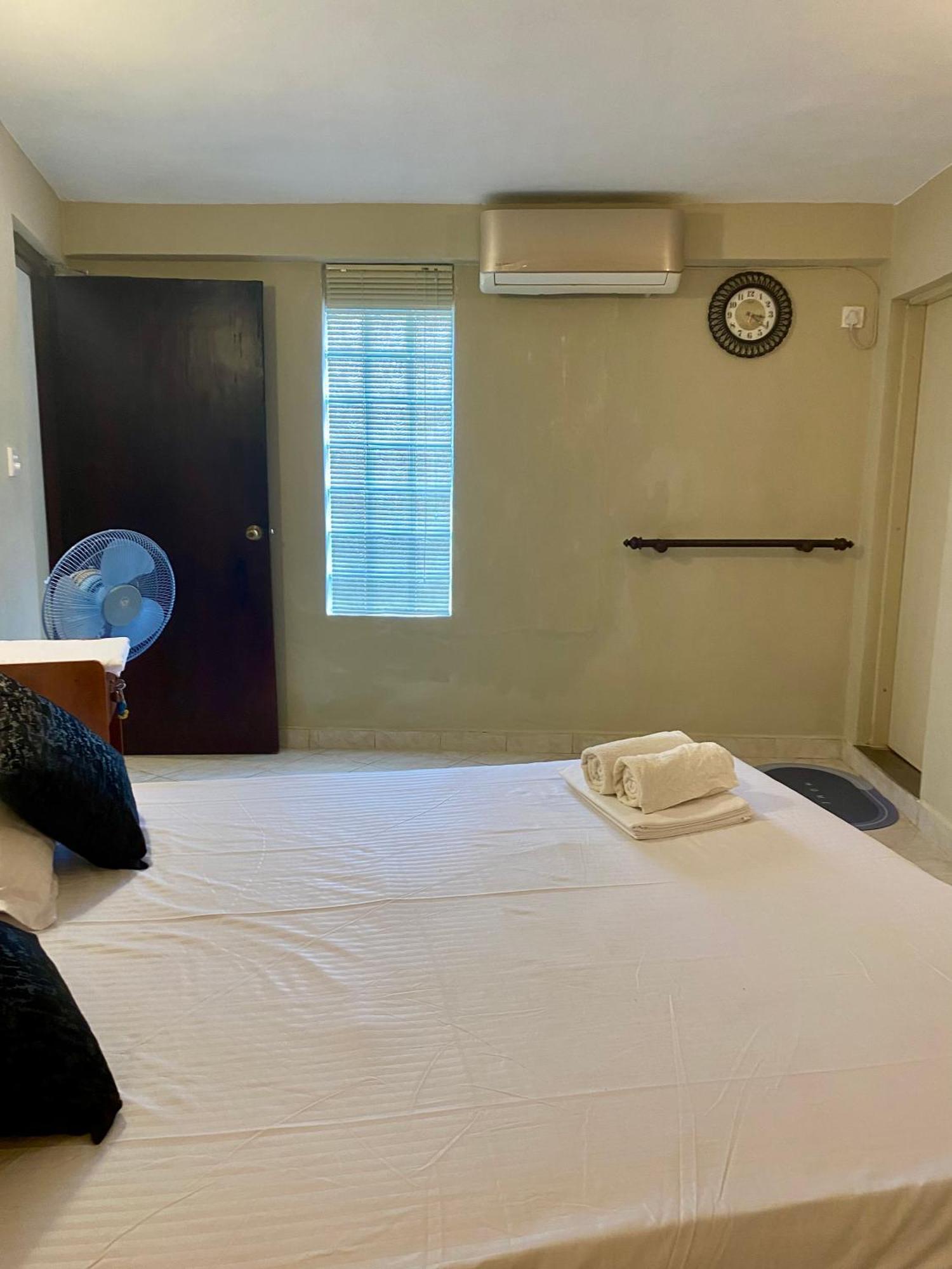 Grand Resort Kandy Esterno foto