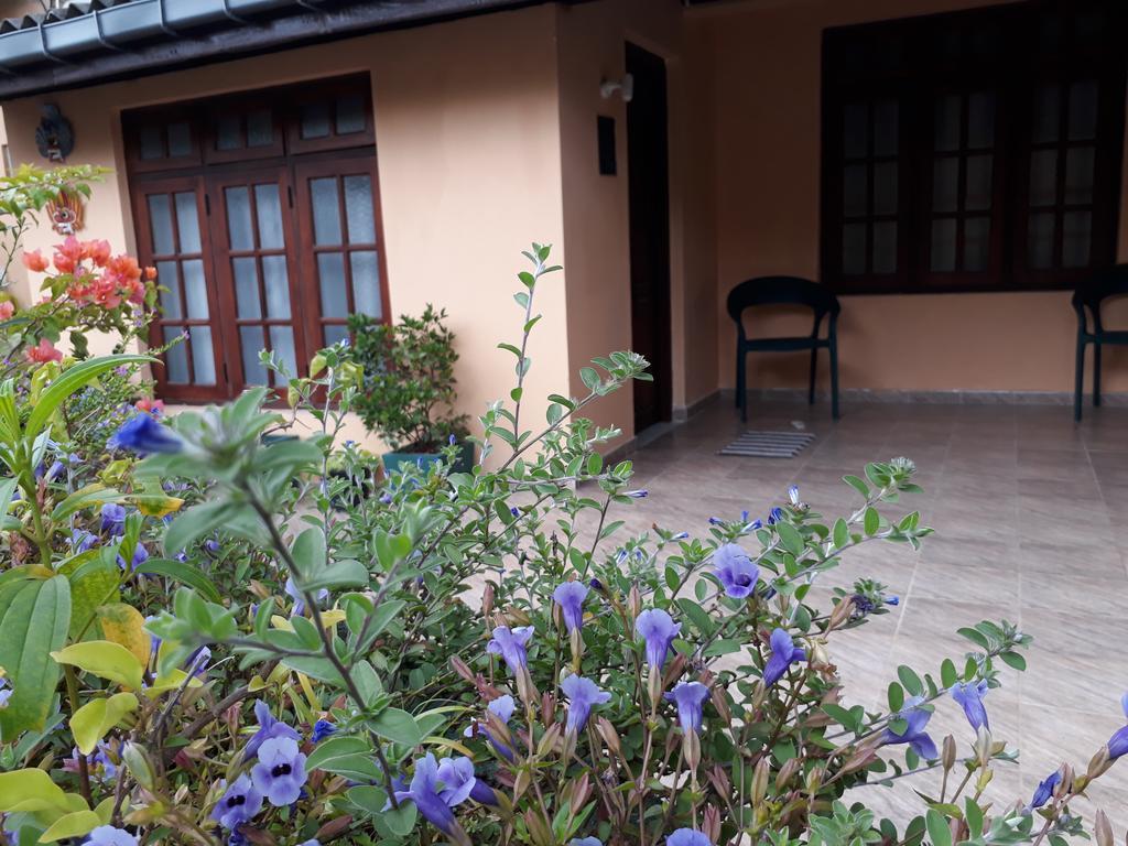 Grand Resort Kandy Esterno foto