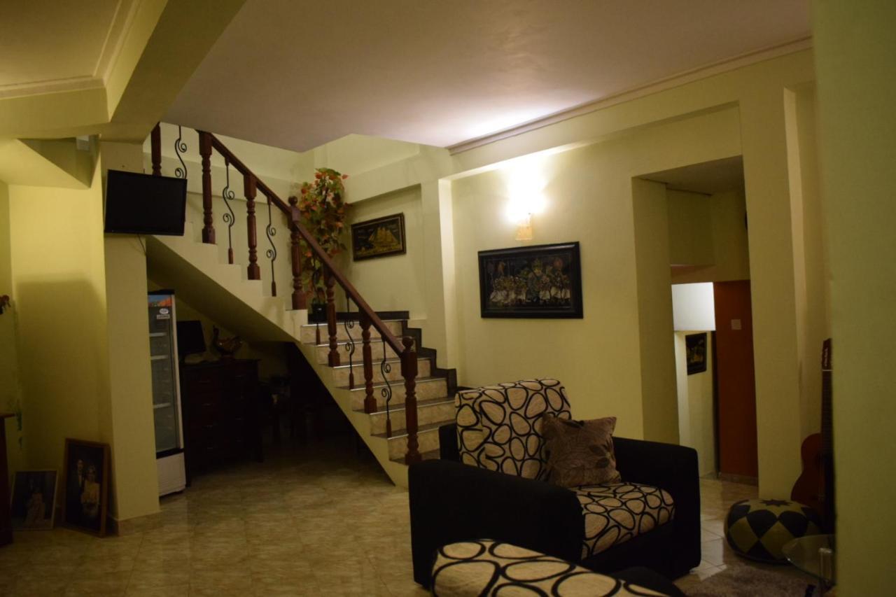Grand Resort Kandy Esterno foto